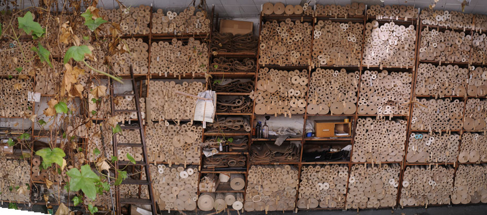 Regal mit Verdol Jaquardkarten